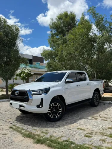 Toyota Hilux CD SRX 4X4 2.8 TDI 16V Diesel Aut. 2021