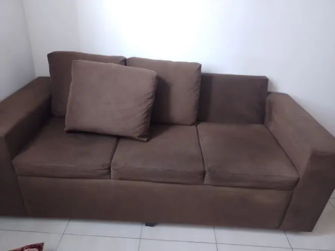 sofá de 1,80m