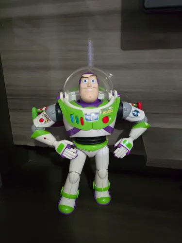 Buzz lightyear Mattel