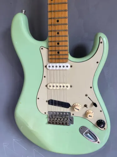 Guitarra Tagima
