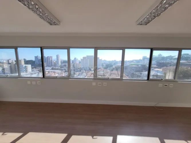 Conjunto comercial para venda em Casa Verde, 32m², 2 banheiros, 1 vaga com manobrista.