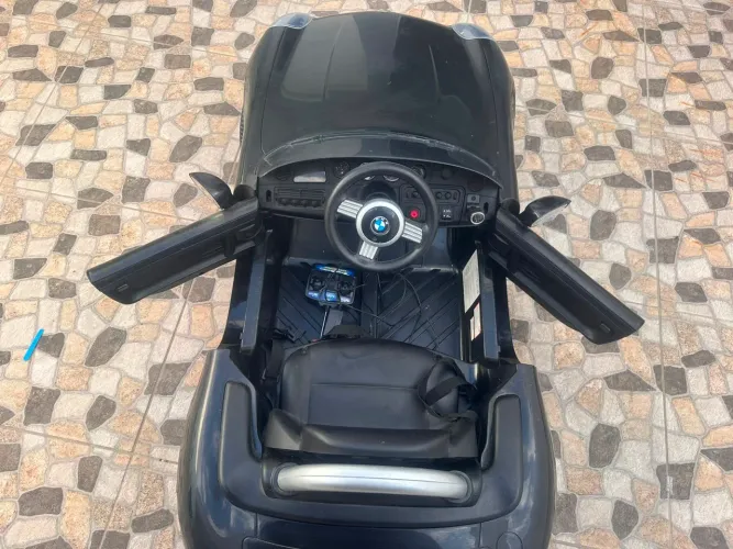 Carrinho elétrico 12v