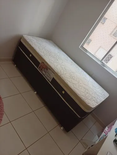 Cama solteiro