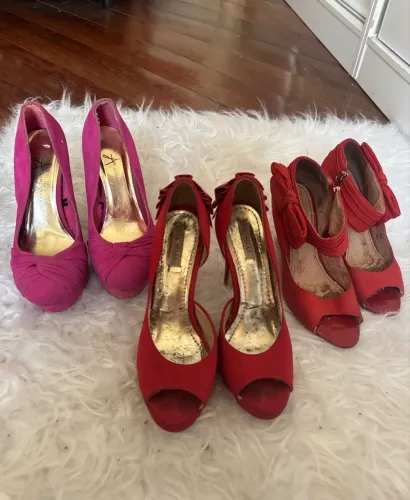 Combo podo 3 sapatos femininos usados gastos podofilia