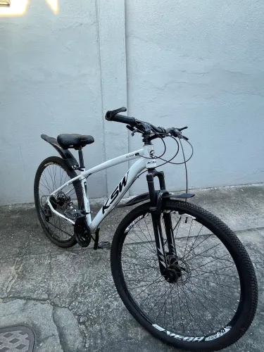Bicicleta KSW em perfeito estado aro 29 tamanho adulto 
