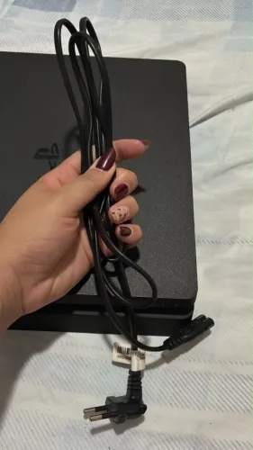 Playstation 4 Slim 408,5 GB 