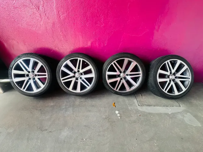 Jogo de Rodas Hilux 22? + Pneus Delinte