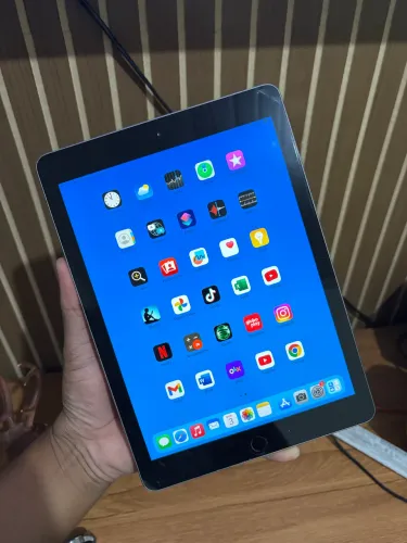 iPad 6 Todo Original com película Aceito cartão