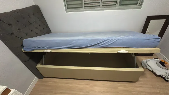 Cama baú