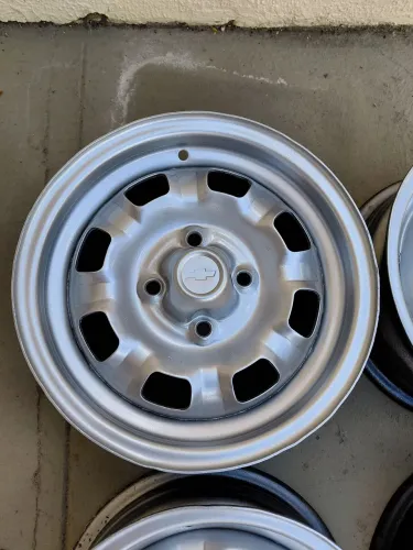 Rodas de Ferro originais do Chevette R13