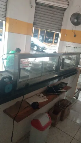 Estou passando o ponto salgaderia e marmitaria,já montada com tudo 22.000