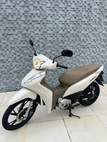 HONDA BIZ 2022/2022 COM APENAS 13MIL KM RODADOS
