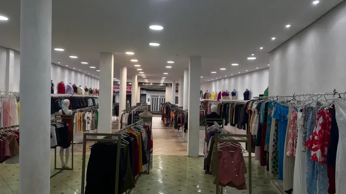 Vendo casa com ponto comercial