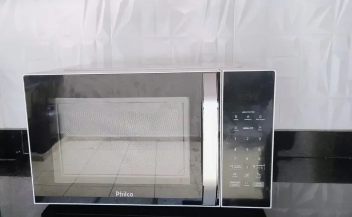 Microondas Philco 25L preto 