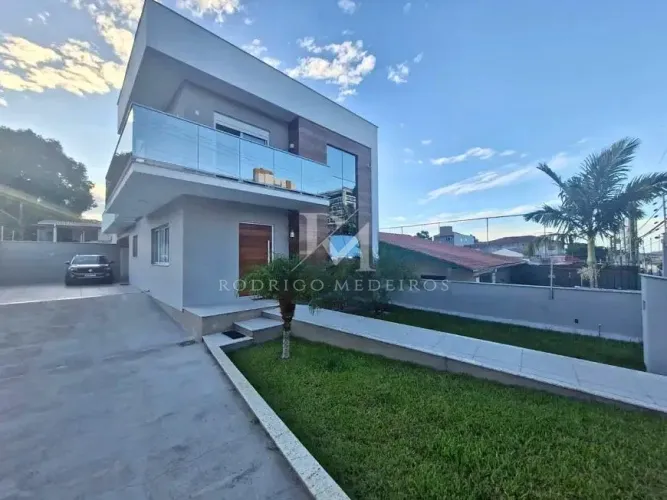 Casa com 4 quartos no Estreito, Florianópolis