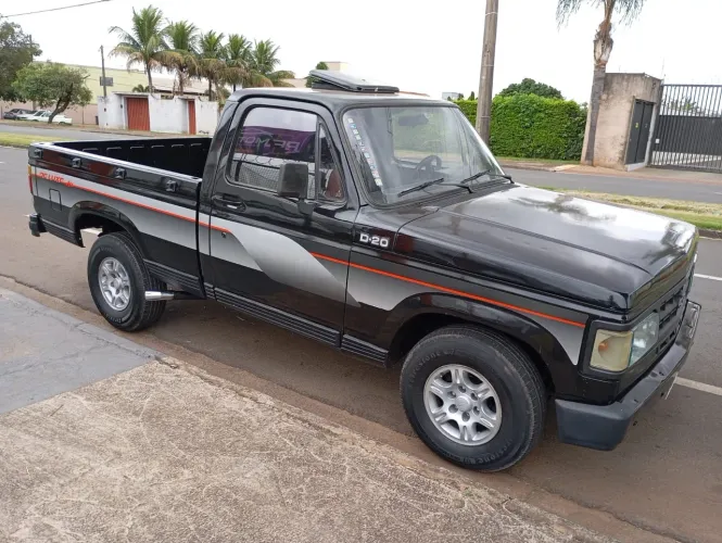 Chevrolet D-20 S / Luxe 3.9/4.0 Diesel 1989