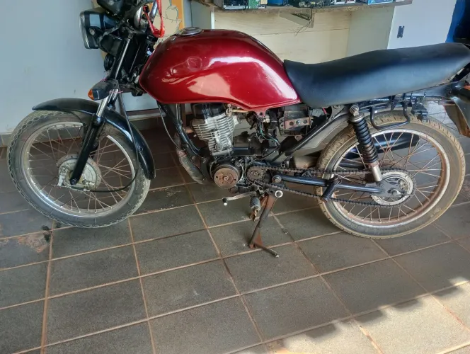 Titan 96 125 em dias barato pra sair logo
