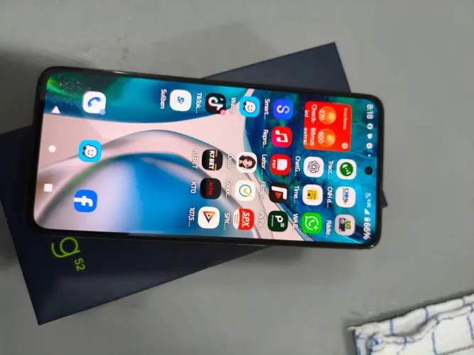 Moto G52 - Novo / Nota + Acessórios Originais