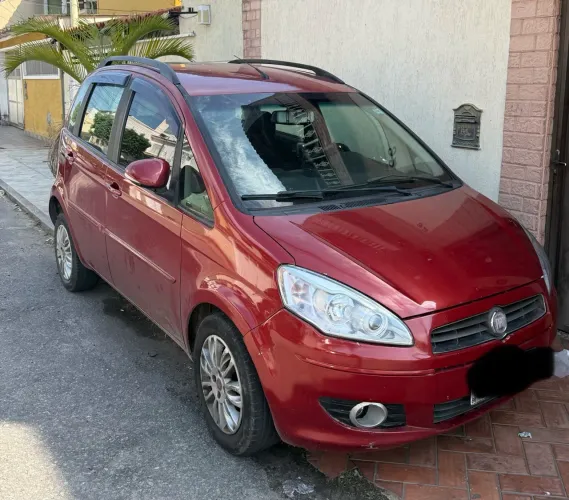 Fiat Idea Attractive 1.4 Fire Flex 8V 5P 2012