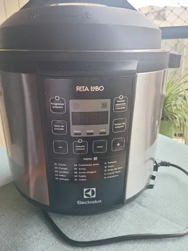 Panela de pressão Electrolux RITA LOBO 110VTS 