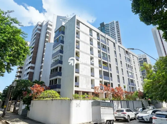Apartamento com 4 dormitórios e varanda na Jaqueira