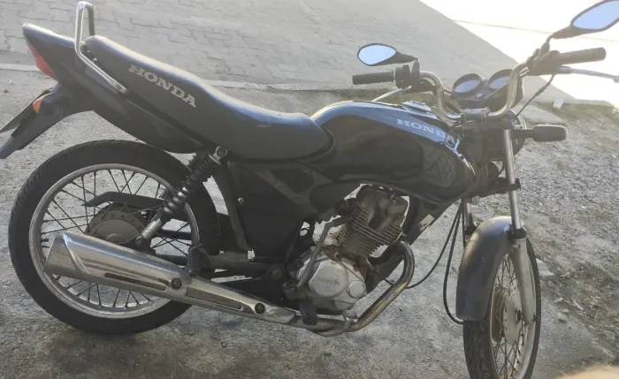 Troco moto por mais atual.