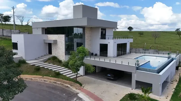 Casa em Confins no Condomínio Gran Royalle