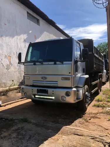 VENDO CAMINHÃO CAÇAMBA/JÚNIOR */BEATRIZ *