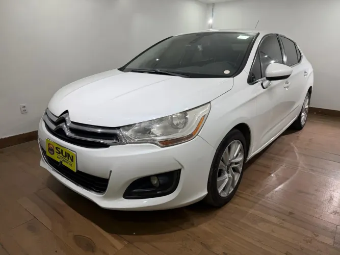 Citroen C4 Lounge Tendance 2.0 Flex 4P Aut. 2014