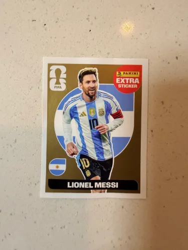 Messi legend OURO (troco por figurinhas faltantes)