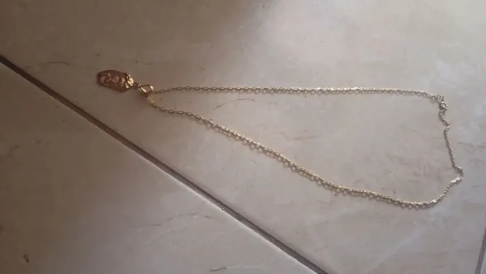 Vendo cordão da romanel