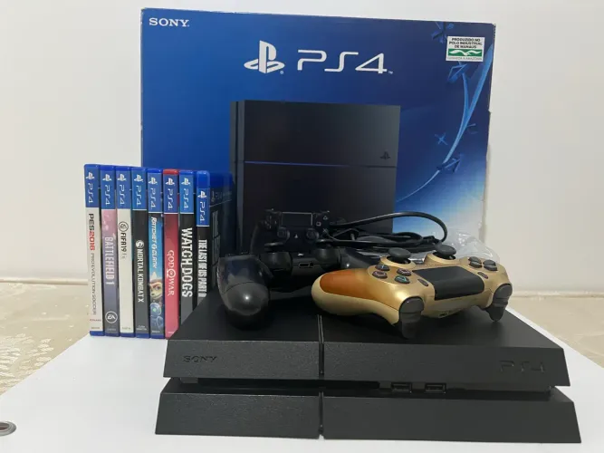 PS4 Nacional 500GB + 2 controles + Jogos