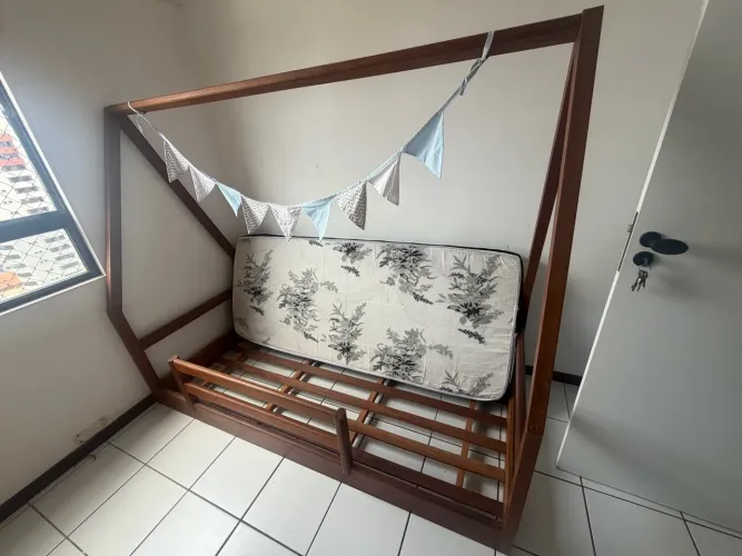 Cama montessoriana