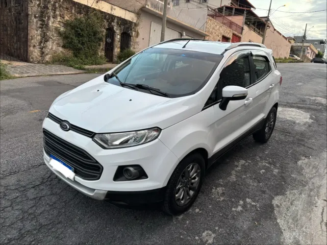 Ford Ecosport Freestyle 1.6 16V Flex 5P 2015