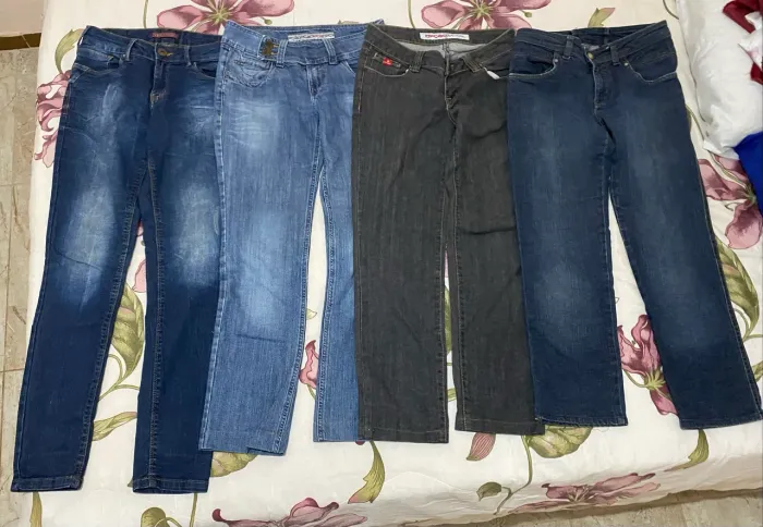 Calça jeans feminina (ler descrição)