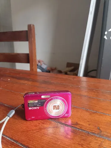 Câmera Sony cyber shot Rosa chiclete funcionando bem 