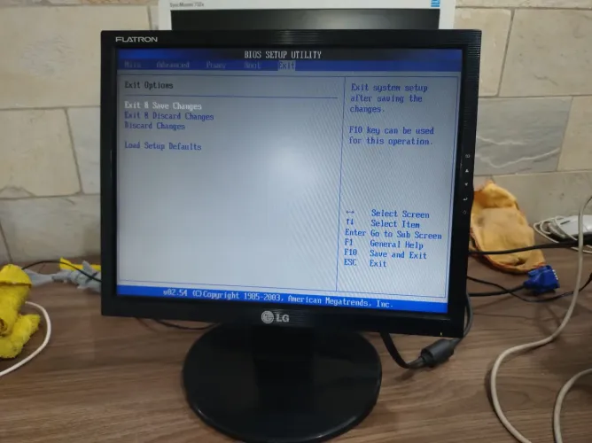 Monitor LG Flatron 1553s usado funcionando