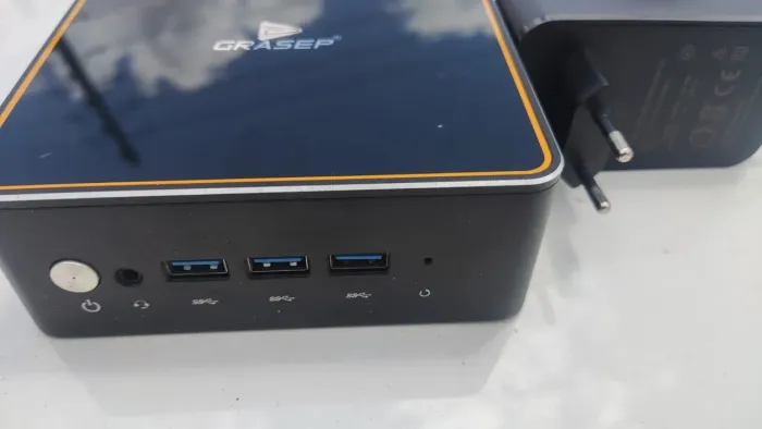 Mini computador portátil R$ 500,00