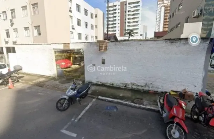 Terreno à venda no Kobrasol, São José
