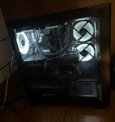 PC GAMER - RTX 4060TI + Ryzen 5700x + 32GB 3200 + 2TB NVME