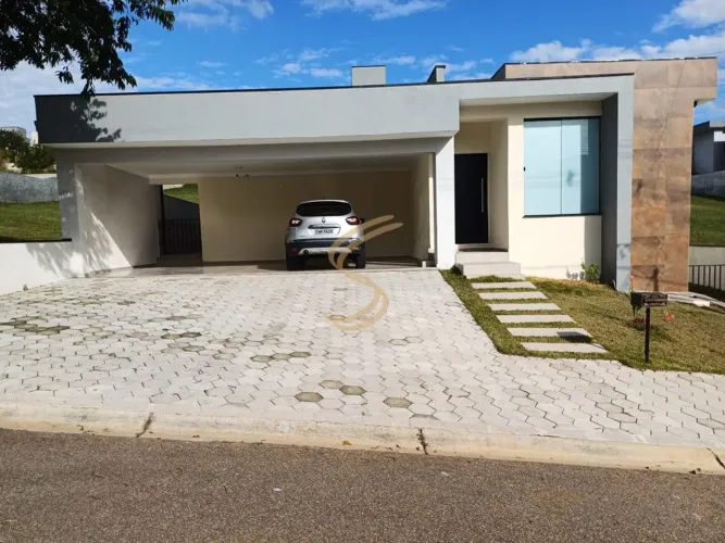 Casa no Condomínio Terras de Santa Cruz: 5 suítes, lazer completo e alto padrão
