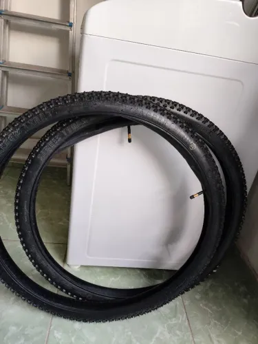 Par pneu bicicleta e câmara aro 29