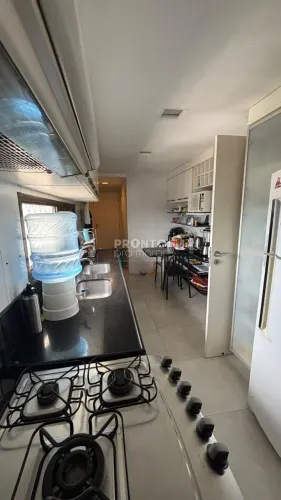 Apartamento com 3 quartos em Casa Amarela