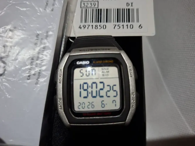 Relógio Masculino Casio Digital W-96H-1AVDF - Prata/Preto