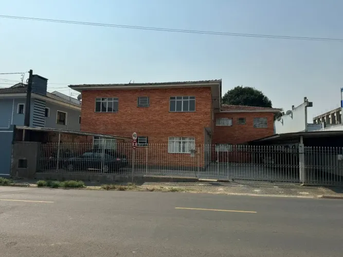 ---Apartamento Central nr 03 - Rua Pastor Fugman -