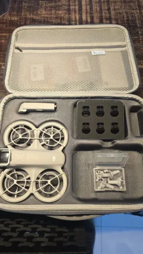 Drone DJI Neo + Super Kit de Acessórios (Estado de Novo!)