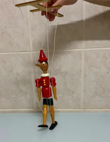 Marionete do Pinóquio feita na Itália
