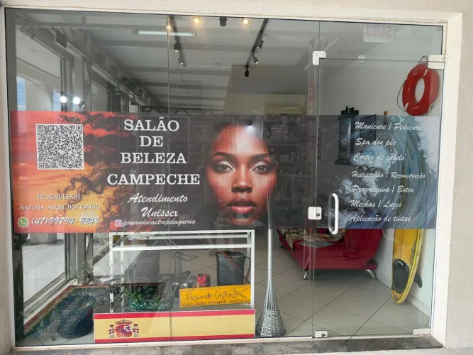 Vensa de utensílios de móveis e Salão de Beleza