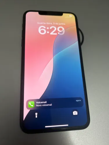 iPhone 11 Pro Max muito bonito