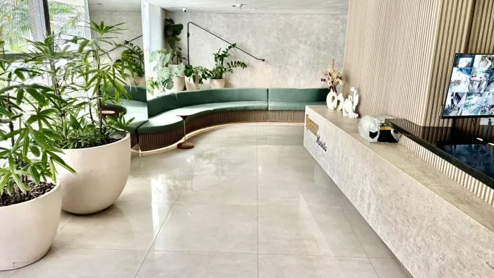 Apartamento novo, 100% mobiliado na melhor região do Marista